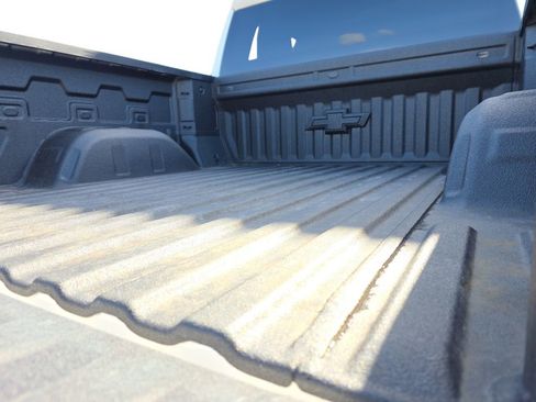 Used 2023 Chevrolet Silverado 1500 LT Trail Boss w/ Protection Package image 31