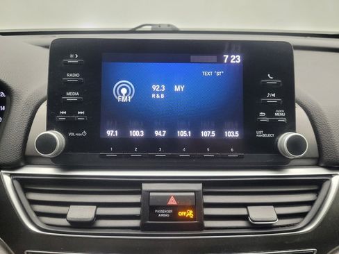 Used 2019 Honda Accord LX image 25