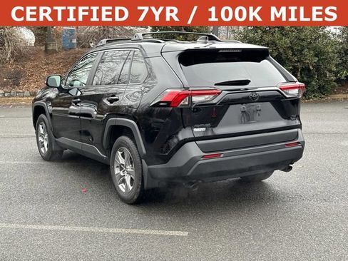 Used 2024 Toyota RAV4 XLE w/ Convenience Package image 4
