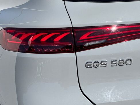 Used 2023 Mercedes-Benz EQS 580 4MATIC SUV image 26