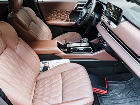 Used 2025 Mitsubishi Outlander SEL image 27