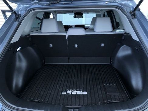 Certified 2023 Toyota Corolla Cross LE image 30