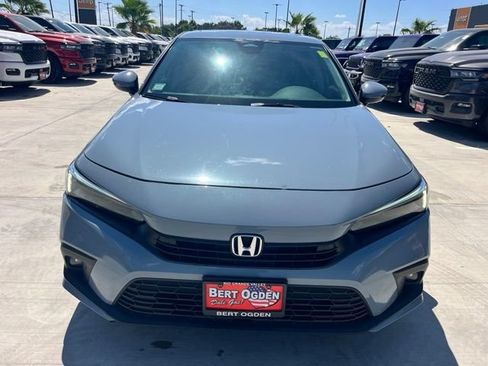 Used 2024 Honda Civic Touring image 2