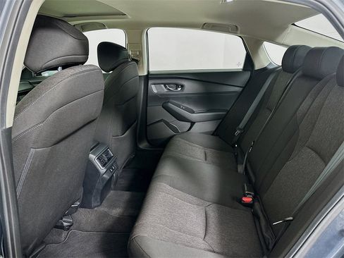 Certified 2025 Honda Accord SE image 14