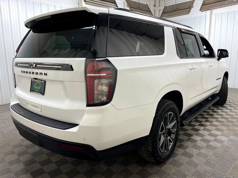 Certified 2024 Chevrolet Suburban Z71 w/ Luxury Package image 29