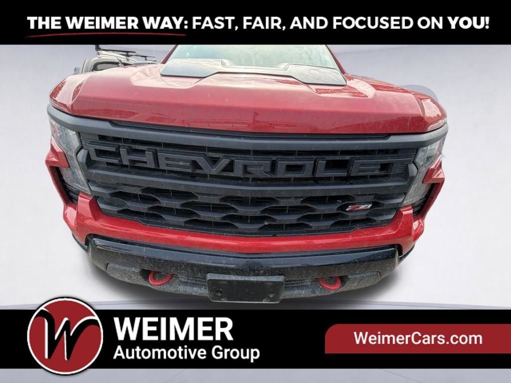 Used 2025 Chevrolet Silverado 1500 Custom Trail Boss AWD/4WD image 2