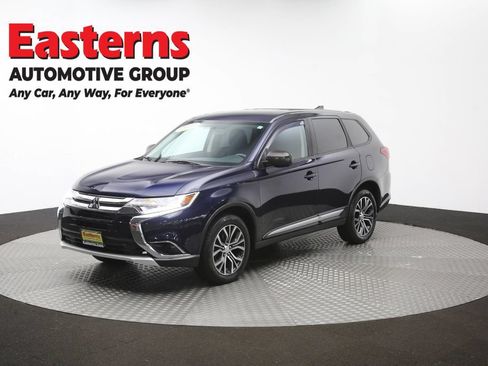 Used 2018 Mitsubishi Outlander AWD image 53