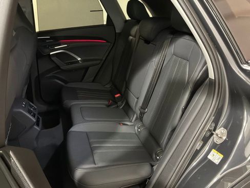 Certified 2025 Audi Q5 Premium Plus w/ Premium Plus image 19