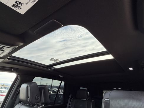 Used 2021 Cadillac Escalade Sport w/ Driver Assist Tech Package image 20