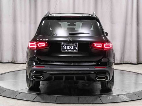 Certified 2023 Mercedes-Benz GLB 250 image 3