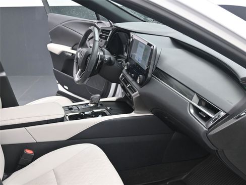Used 2023 Lexus RX 350 Premium Plus w/ Accessory Package image 8