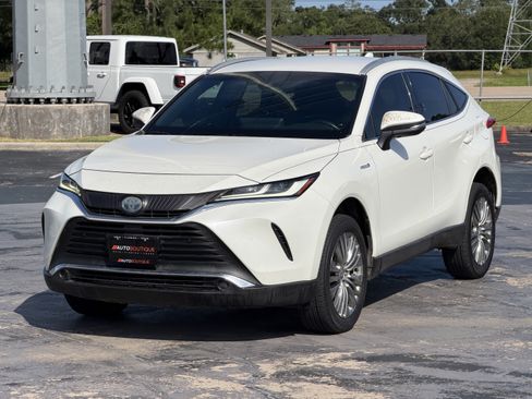 Used 2021 Toyota Venza XLE AWD/4WD image 5