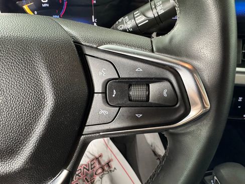 Used 2025 Chevrolet Trax LT w/ Driver Confidence Package image 16