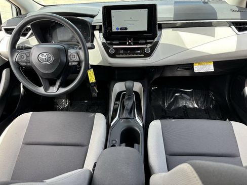 Used 2026 Toyota Corolla LE w/ Carpet Mat Package (TMS) FWD image 12