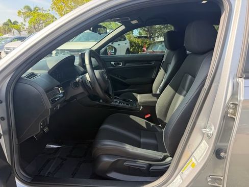 Used 2024 Honda Civic Sport image 9