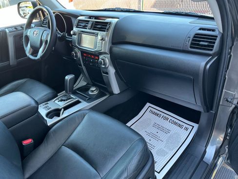 Used 2013 Toyota 4Runner Limited AWD/4WD image 19