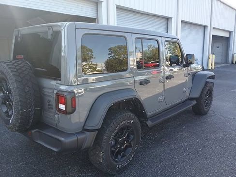 Used 2023 Jeep Wrangler Unlimited w/ Sun & Screen Package AWD/4WD image 5