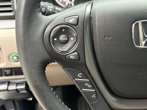 Used 2017 Honda Ridgeline RTL-T image 21