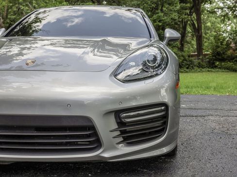 Used 2016 Porsche Panamera GTS AWD/4WD image 82