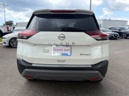 Used 2023 Nissan Rogue SV AWD/4WD image 8