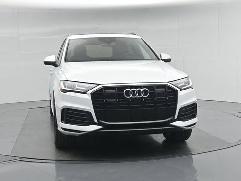 Used 2022 Audi Q7 2.0T Premium Plus w/ Premium Plus Package AWD/4WD image 32