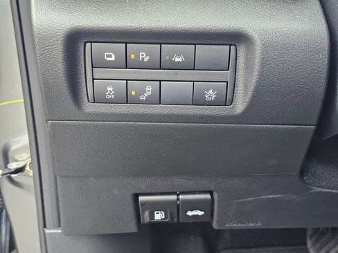 Certified 2024 Nissan Kicks S FWD image 31