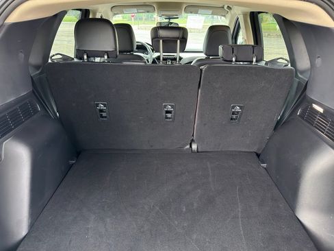 Used 2020 Ford Escape SEL FWD image 29