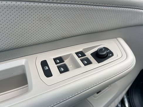 New 2026 Volkswagen Atlas SE image 19