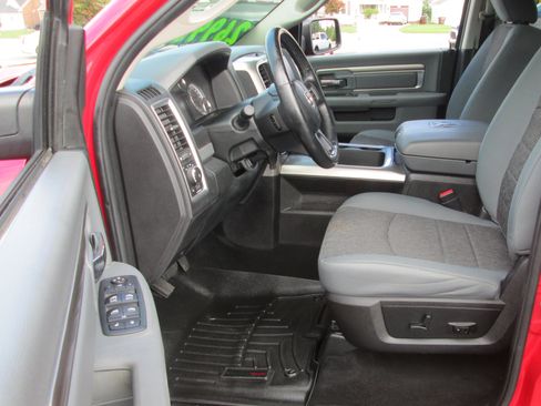 Used 2018 RAM 1500 Big Horn AWD/4WD image 10