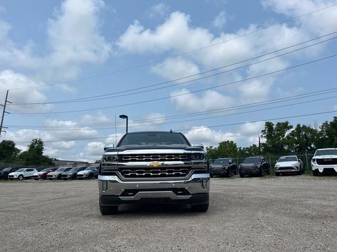 Used 2018 Chevrolet Silverado 1500 LTZ w/ Sport Package AWD/4WD image 4