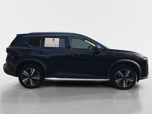 Certified 2026 Nissan Rogue SL AWD/4WD image 7