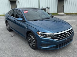 Used 2019 Volkswagen Jetta SEL w/ Cold Weather Package image 1
