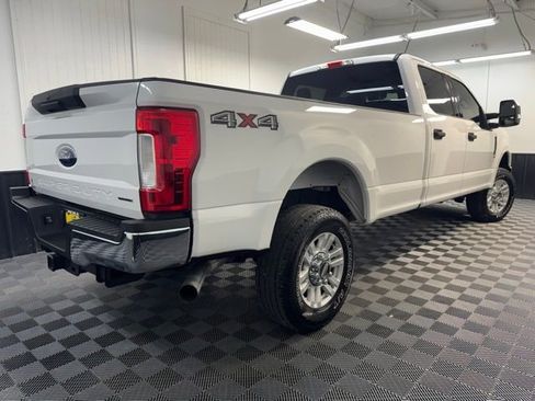 Used 2019 Ford F250 XLT AWD/4WD image 4