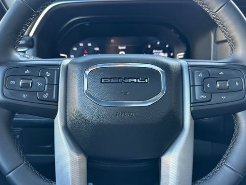 Certified 2023 GMC Yukon XL Denali AWD/4WD image 33