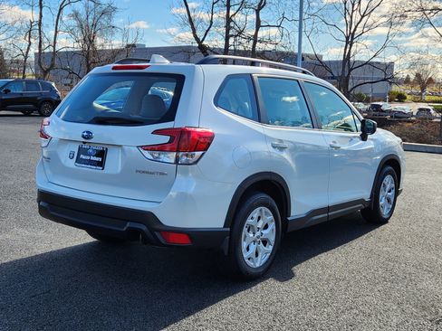 Used 2020 Subaru Forester Base w/ Alloy Wheel Package image 4