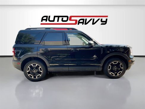 Used 2023 Ford Bronco Sport Outer Banks w/ Tech Package image 8
