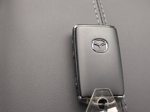 New 2025 MAZDA CX-30 AWD 2.5 S w/ Preferred Package image 32