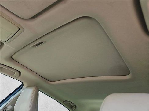 Used 2017 Honda Accord EX-L image 6