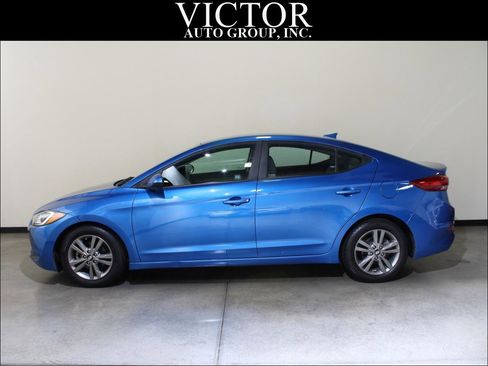 Used 2018 Hyundai Elantra SEL FWD image 1