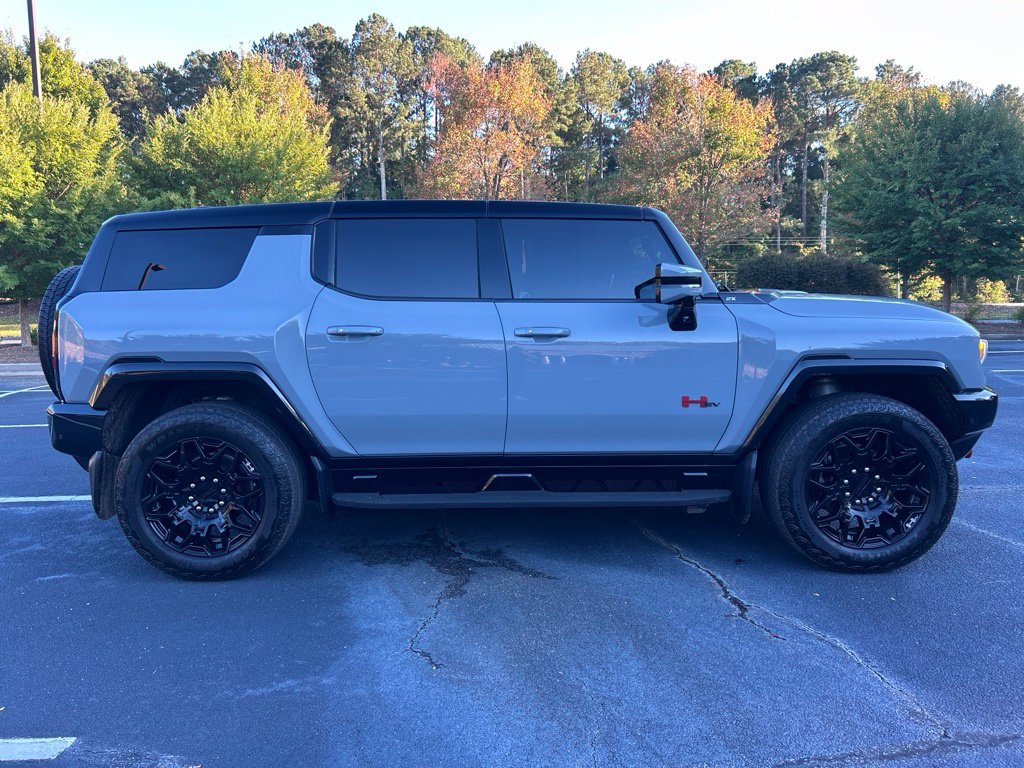 Used 2025 GMC Hummer EV 2X w/ LPO, Sport Package AWD/4WD image 25