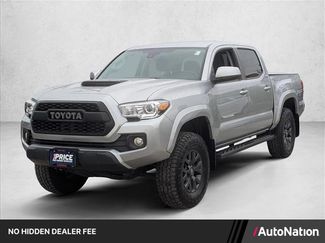 Used 2022 Toyota Tacoma SR5 AWD/4WD video 1