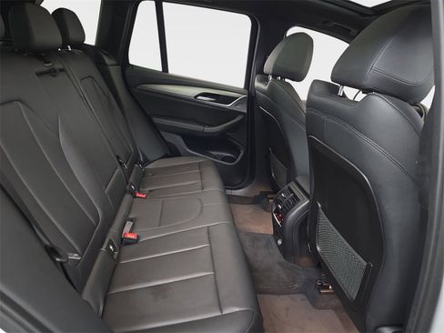 Used 2018 BMW X3 M40i image 14