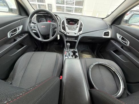 Used 2017 GMC Terrain SLE FWD image 9