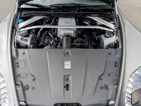 Used 2011 Aston Martin V8 Vantage N420 image 20