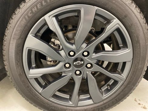 Used 2023 Chevrolet Equinox RS w/ LPO, Floor Liner Package AWD/4WD image 26