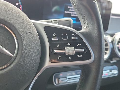 Used 2020 Mercedes-Benz GLB 250 image 20