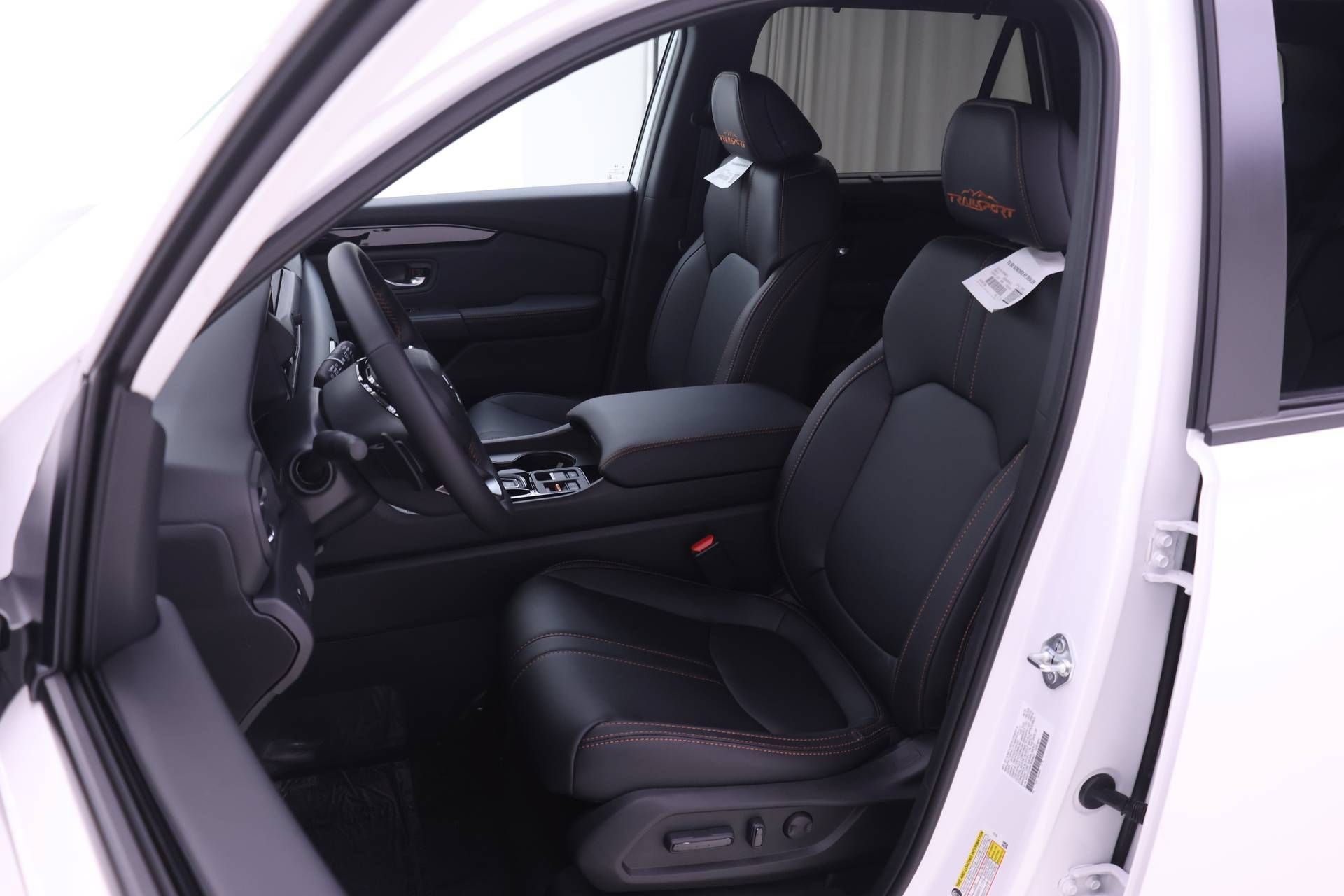 Used 2026 Honda Pilot TrailSport image 4