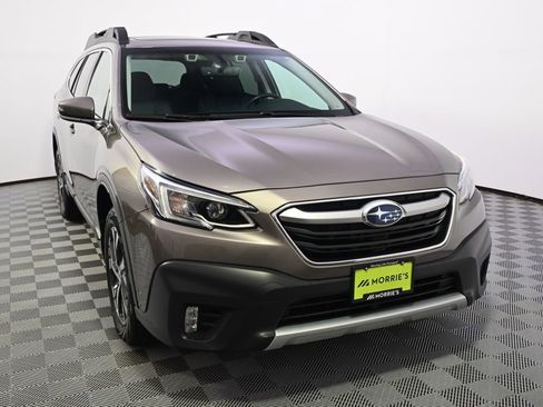 Used 2022 Subaru Outback Limited image 9