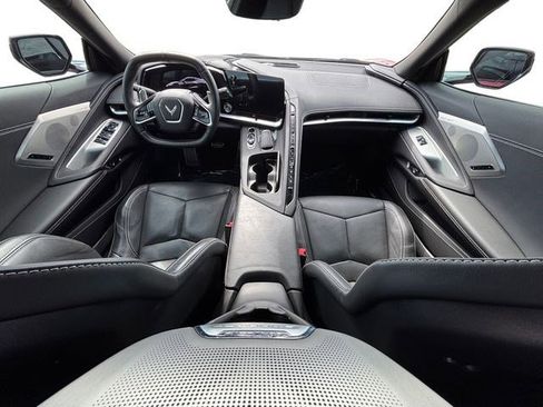 Used 2024 Chevrolet Corvette Stingray Preferred Conv w/ Z51 Performance Package RWD image 13