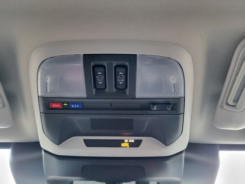 Used 2024 Subaru Crosstrek 2.5i Limited w/ Crosstrek Mirror Package image 20